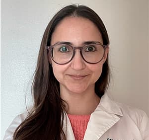 Isabel Herrera, Médico Dermatólogo en Dermaclínica